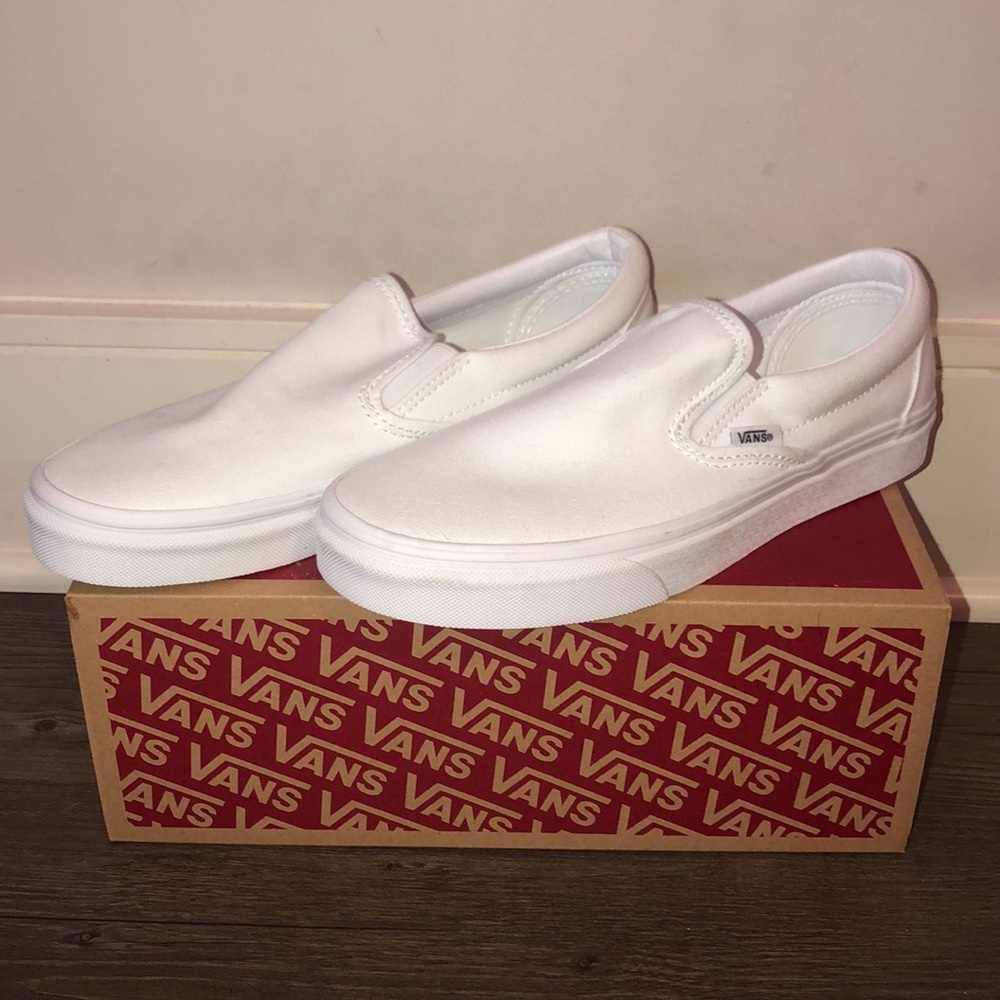 Vans women’s slip on shoes size 9